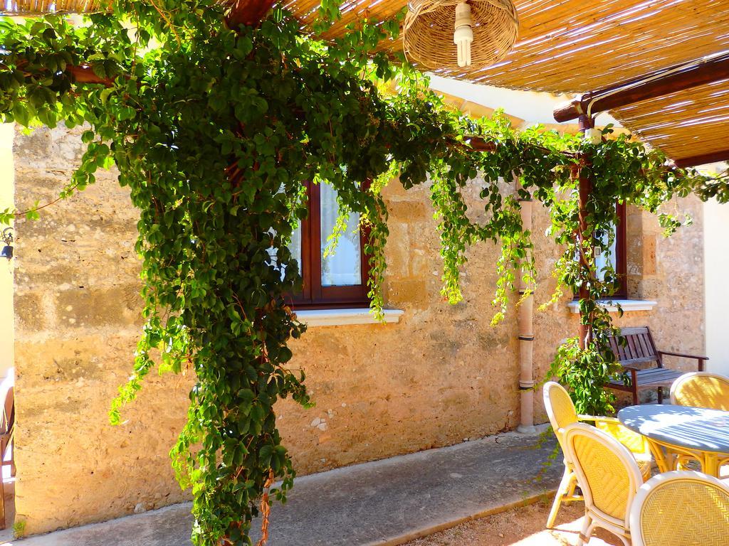 Baglio Cofano Rooms & Relax Custonaci Exterior foto